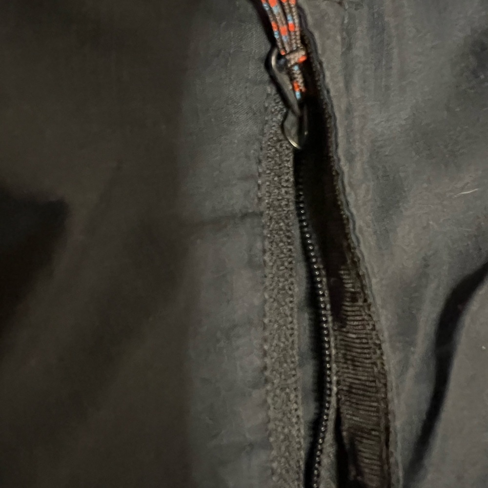 Fjallraven Men's Navy Outdoor Hybrid Shorts - Picture 8 of 9